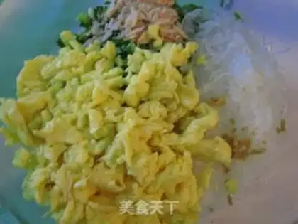 Make Leek egg vermicelli pie step 9