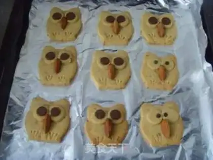 Make Owl cookies step 10
