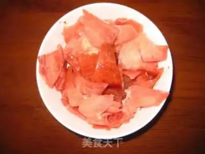 Make stir-fried beef with chili bean drum step 1