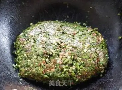 Make Pork and leek dumplings step 6