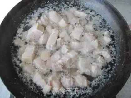 Make braised pork step 3