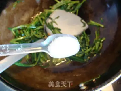 Make Chinese cabbage mashed with garlic step 6