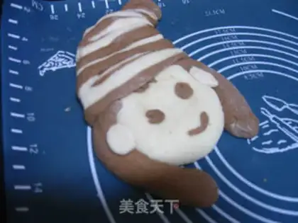 Make cartoon bread step 11