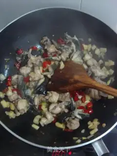 Make Frog with pickled pepper step 6