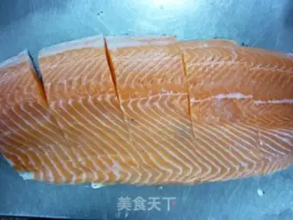 Make Sashimi salmon step 3