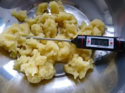 Make Swan Puffs step 3