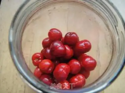 Make Homemade cherry wine step 2
