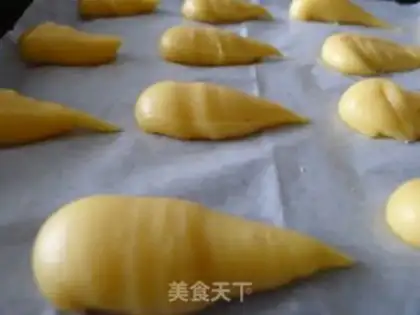 Make Swan Puffs step 6