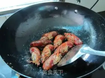 Make fried lobster step 1