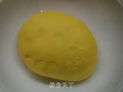 Make Small pumpkin bun step 3