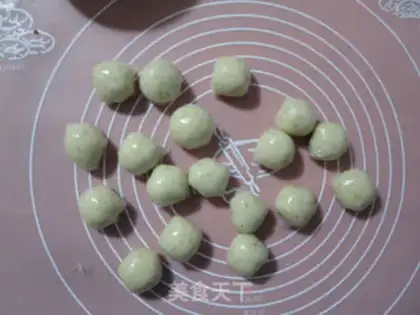 Make Home-made osmanthus rice cake step 8