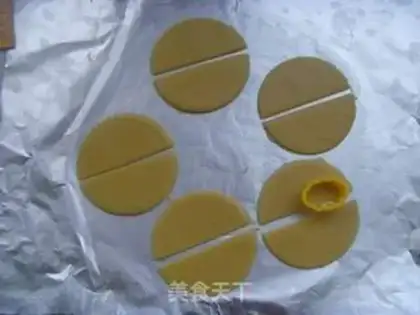 Make frosted cookies step 5