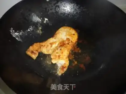 Make Spanish mackerel in tomato sauce step 4