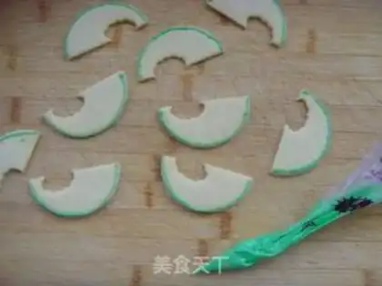 Make frosted cookies step 10