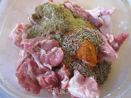 Make Roasted cumin mutton kebabs step 1