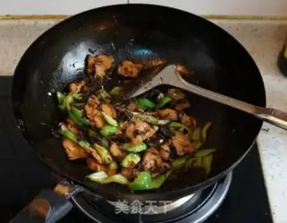 Make Spanish mackerel in tomato sauce step 8