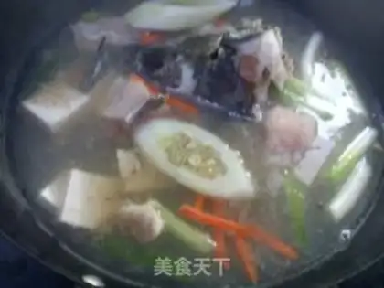 Make Mullet head bone soup step 4