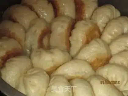 Make Pan-fried buns with leek and pork step 10