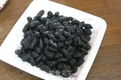 Make Mulberry and banana jam step 0