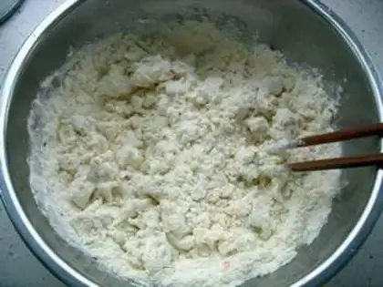 Make Taiwanese scallion pancakes step 0