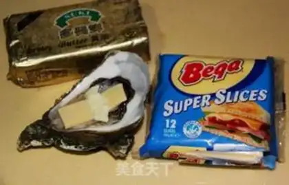 Make Grilled oysters with cheese step 1