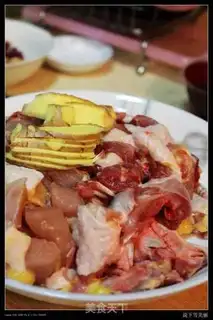Make Xinjiang saute spicy chicken step 0