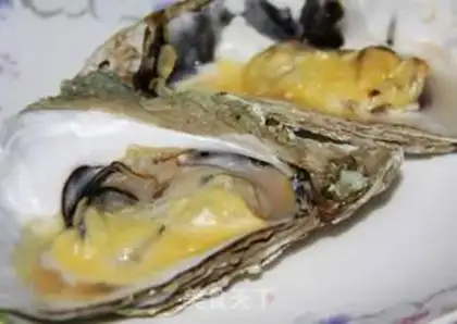 Make Grilled oysters with cheese step 3