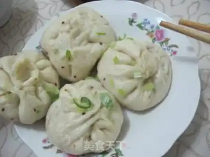 Make Pan-fried buns with chicken sauce step 7