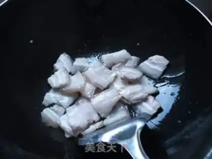 Make Sauce spicy pork with Hangzhou pepper step 3