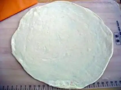 Make Taiwanese scallion pancakes step 9