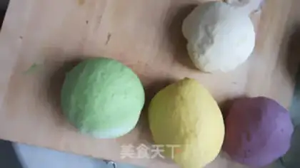 Make Pattern steamed buns rolled rolls step 2
