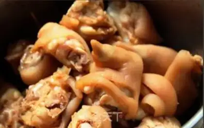 Make stir-fried oil sticks with loofah step 2