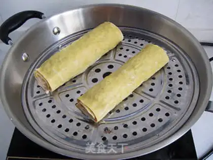 Make Smoked dried tofu meat roll step 5