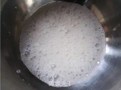 Make Qi Feng Original Egg Roll step 1