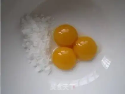 Make Qi Feng Original Egg Roll step 3