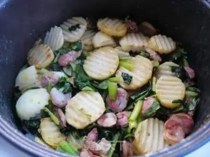 Make Braised rice with sausage and potato step 5