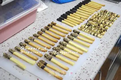 Make Matchhead cookies step 15