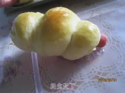 Make sausage bun step 14