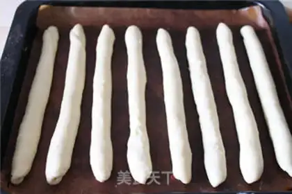 Make Milk and almond slices and buns step 6