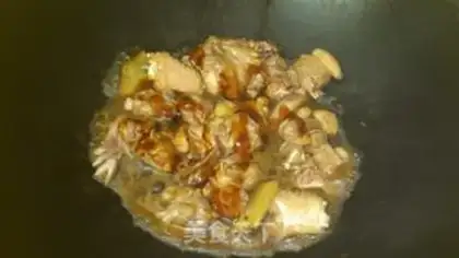 Make Braised duck with dried bamboo shoots step 3