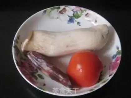 Make Sausage with tomato and apricot mushroom step 0