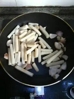 Make spicy fried rice cakes step 1