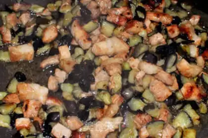 Make Eggplant noodles with diced pork step 8