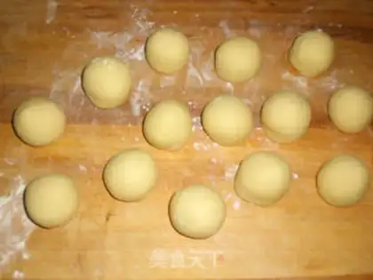 Make milk-flavored corn steamed buns step 4