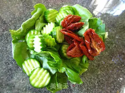 Make Diet salad step 3