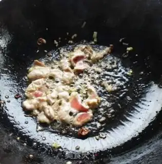Make stir-fried cabbage with mushroom step 3