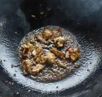 Make stir-fried cabbage with mushroom step 4