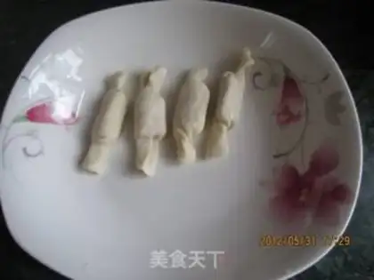 Make fried candies step 2