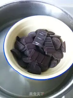 Make Decorative chocolate cookies step 1
