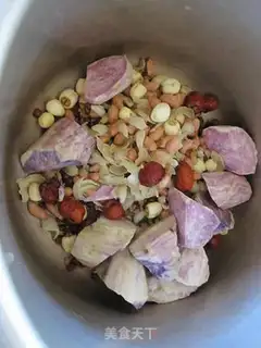 Make Lotus seeds, lily and laurel garden porridge step 4